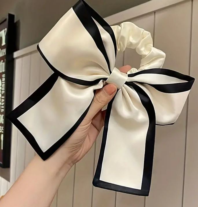 Scrunchie with Hair Bow